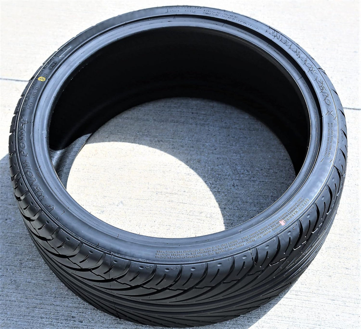 225/35R19 88W XL 4-Ply BSW Summer Radial Tire B550432