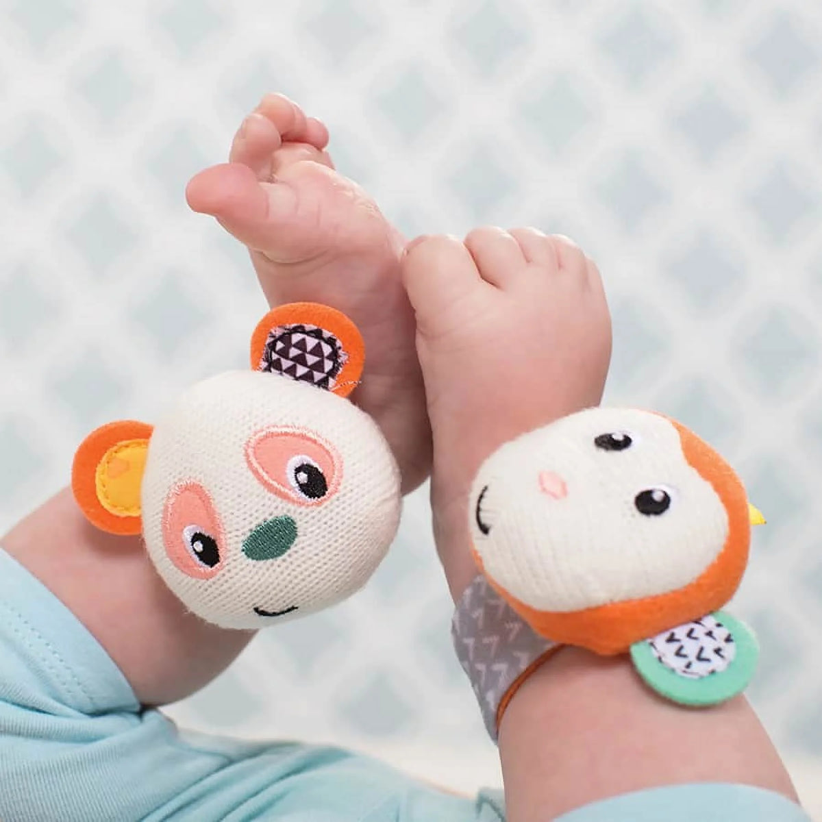 2-Count Baby Wrist Rattles O76580