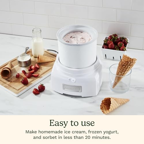 White 1.5 Quart Ice Cream Maker M1568