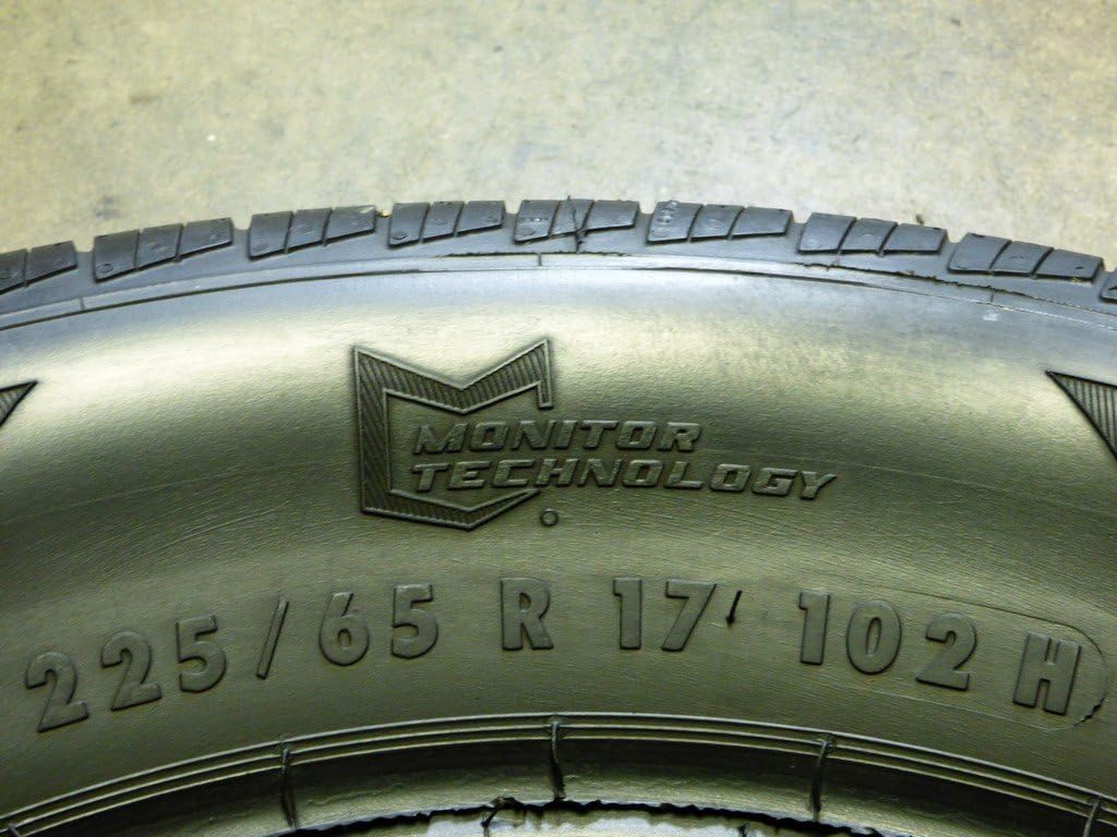 225/65R17 102H Radial Tire I55461