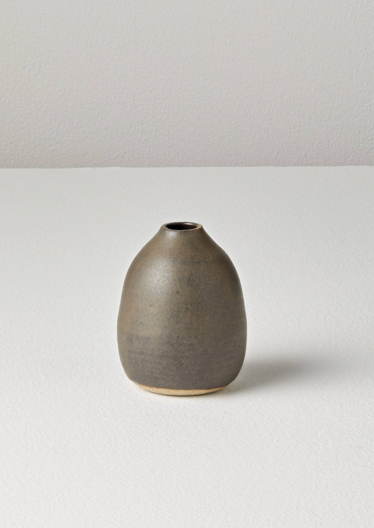 Miniature Seed Vase A806900