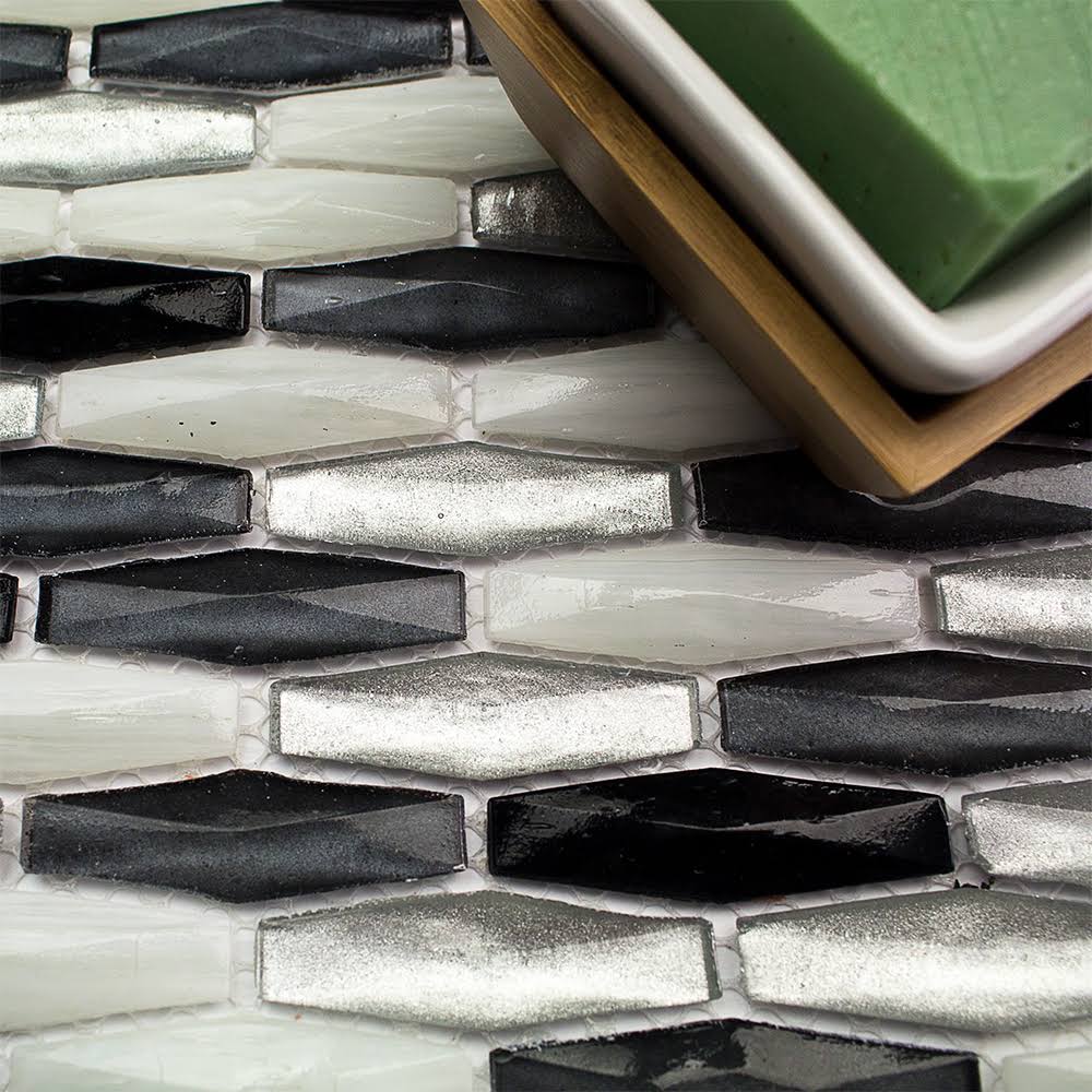 Divine Glass Wall Tile C513
